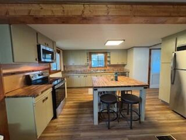 W370S1673 Utica ROAD, Dousman, WI 53118