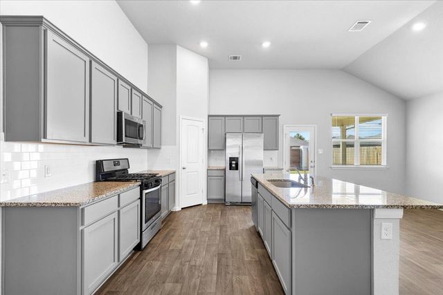 220 Cherry Laurel LN, Kyle, TX 78640