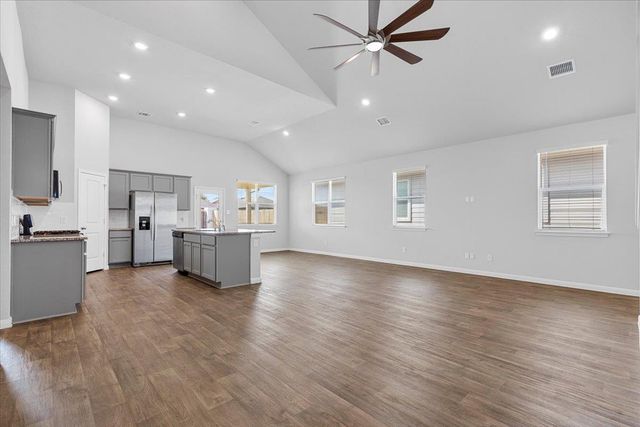 220 Cherry Laurel LN, Kyle, TX 78640