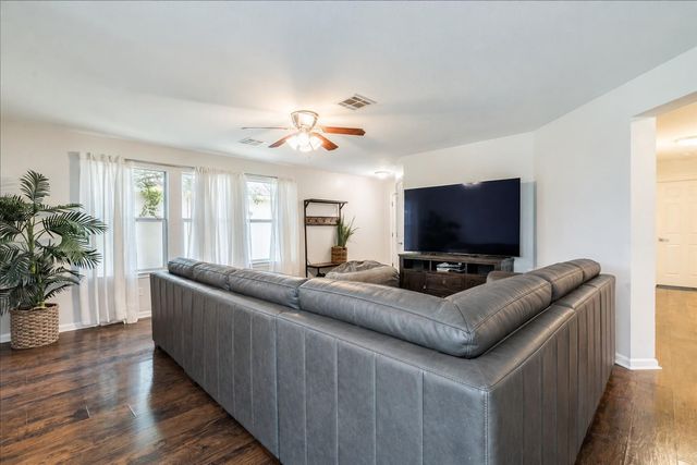 981 Goldenrod ST, Kyle, TX 78640