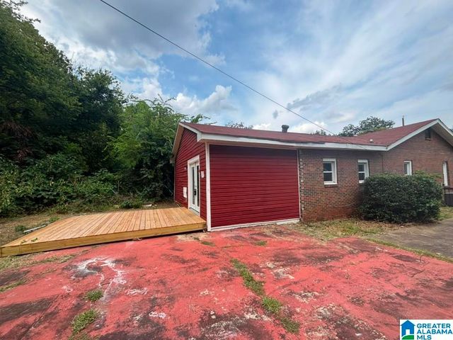 914 18TH WAY SW, Birmingham, AL 35211