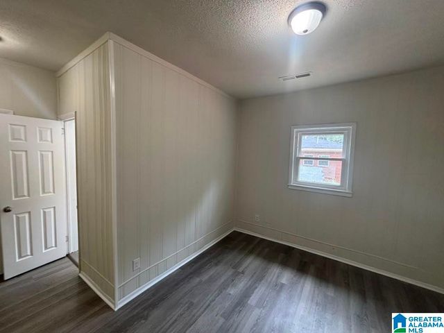 914 18TH WAY SW, Birmingham, AL 35211