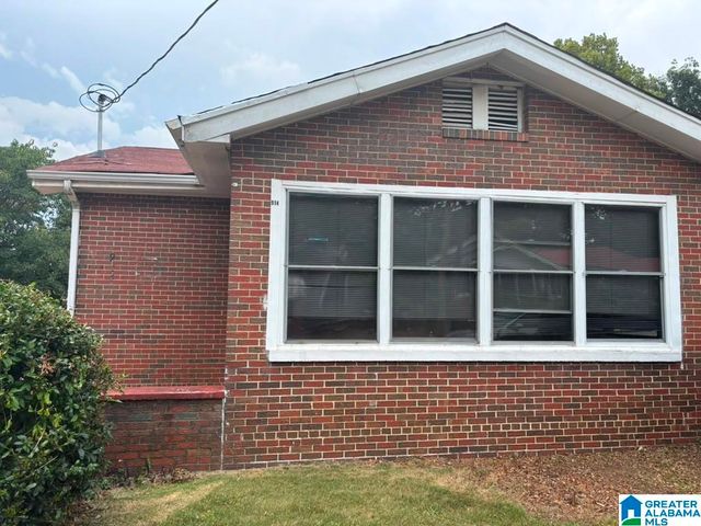 914 18TH WAY SW, Birmingham, AL 35211
