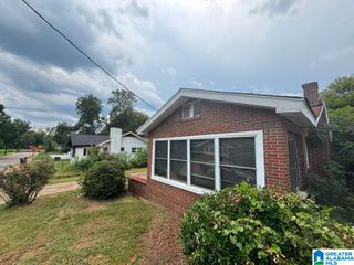 914 18TH WAY SW, Birmingham, AL 35211