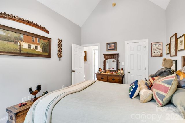 112 Wren Court, Lake Lure, NC 28746