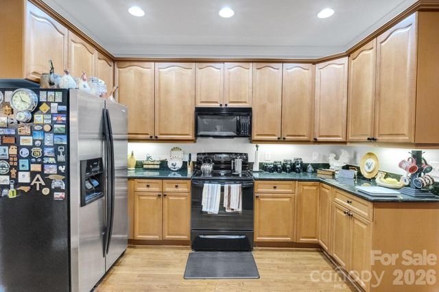 112 Wren Court, Lake Lure, NC 28746