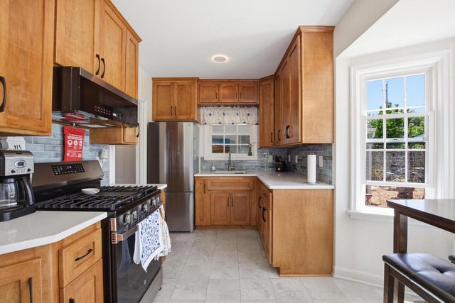 W164N8451 Hiawatha AVENUE, Menomonee Falls, WI 53051
