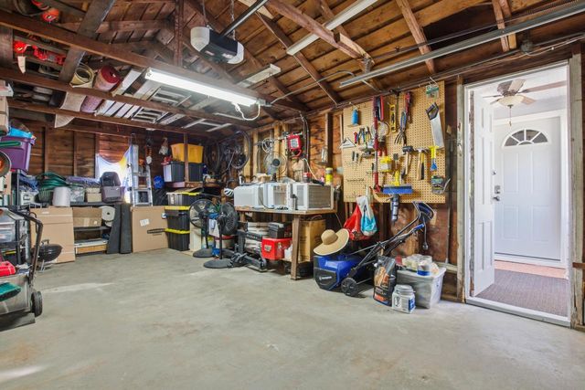 W164N8451 Hiawatha AVENUE, Menomonee Falls, WI 53051
