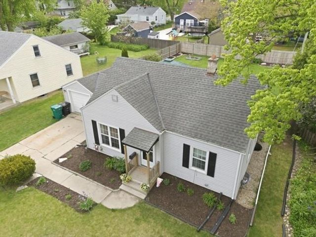 W164N8451 Hiawatha AVENUE, Menomonee Falls, WI 53051