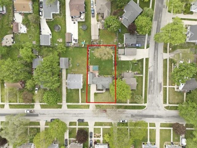 W164N8451 Hiawatha AVENUE, Menomonee Falls, WI 53051
