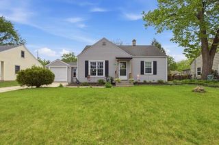 W164N8451 Hiawatha AVENUE, Menomonee Falls, WI 53051