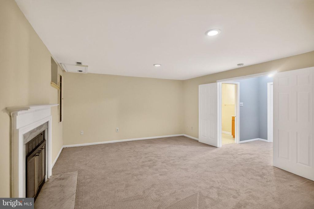 Image 18 of property listing at 3217 SAINT FLORENCE TER, Olney, MD 20832