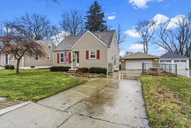 11825 Stuart Street, Grand Blanc, MI 48439