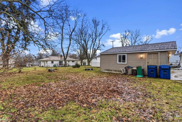 11825 Stuart Street, Grand Blanc, MI 48439