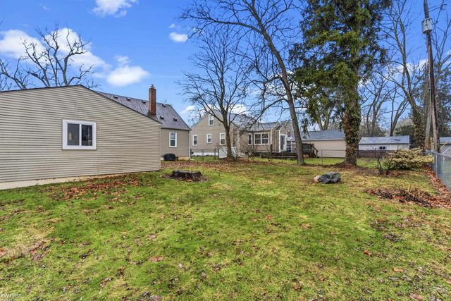 11825 Stuart Street, Grand Blanc, MI 48439