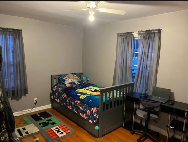 595 Bonnie Brae Avenue NE, Warren, OH 44483