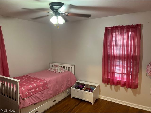 595 Bonnie Brae Avenue NE, Warren, OH 44483