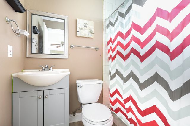 517 Thompson Street, Irving, TX 75061