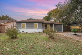 517 Thompson Street, Irving, TX 75061