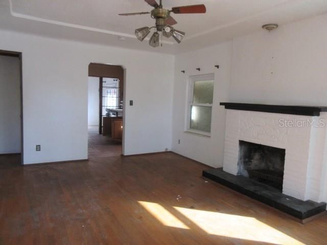 1763 SHORE ACRES BOULEVARD NE, St Petersburg, FL 33703