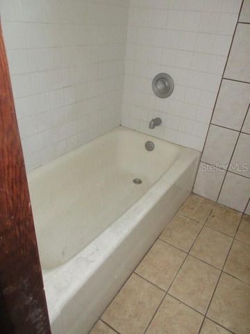 1763 SHORE ACRES BOULEVARD NE, St Petersburg, FL 33703