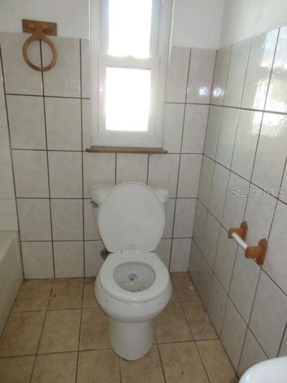 Image 8 of property listing at 1763 SHORE ACRES BOULEVARD NE, St Petersburg, FL 33703