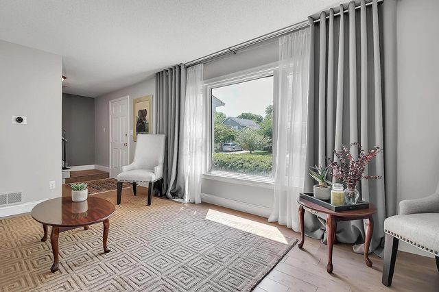 6880 Gray Gables Lane, Columbus, OH 43235