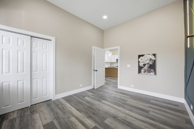 2407 S Albany Avenue, Chicago, IL 60623