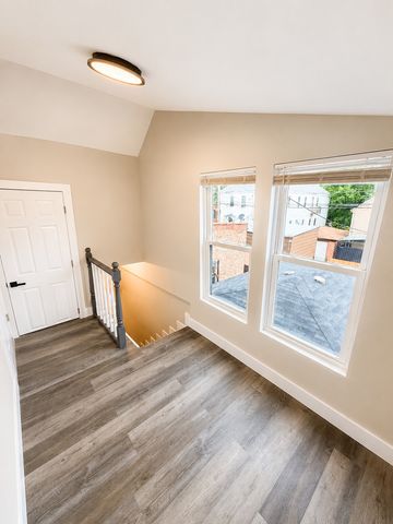 2407 S Albany Avenue, Chicago, IL 60623