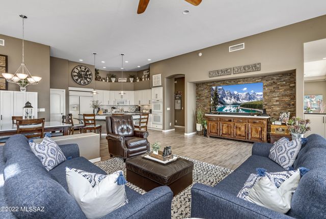 12496 E Mira Vista Canyon Place, Tucson, AZ 85749