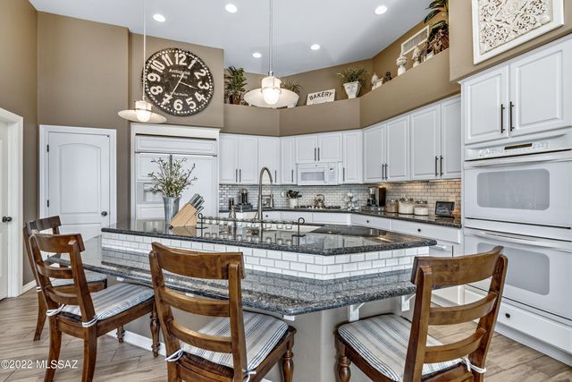12496 E Mira Vista Canyon Place, Tucson, AZ 85749
