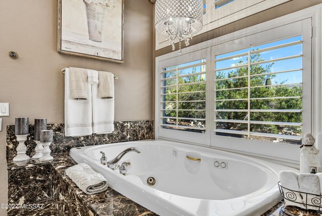12496 E Mira Vista Canyon Place, Tucson, AZ 85749