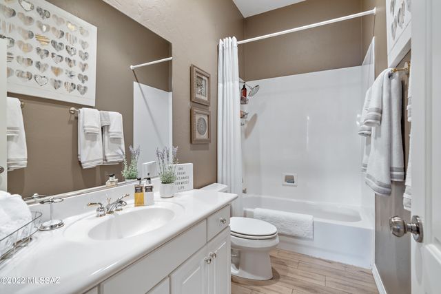 12496 E Mira Vista Canyon Place, Tucson, AZ 85749