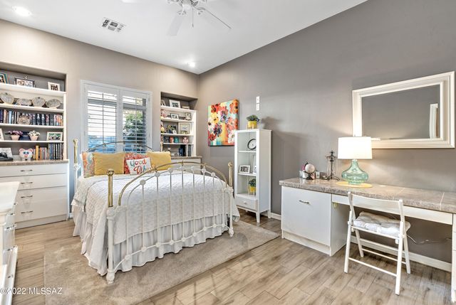 12496 E Mira Vista Canyon Place, Tucson, AZ 85749