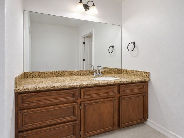 2514 Dewberry Dr, Corpus Christi, TX 78414