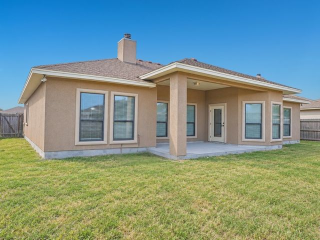 2514 Dewberry Dr, Corpus Christi, TX 78414