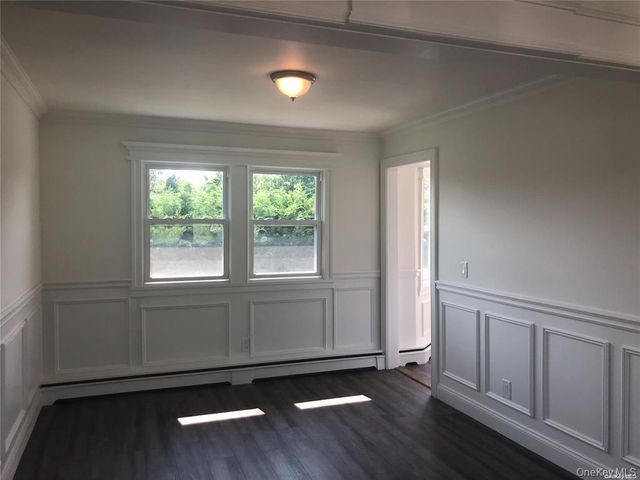 36 Cullen Avenue, Islip, NY 11751