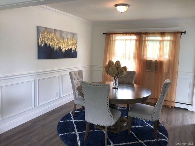 36 Cullen Avenue, Islip, NY 11751