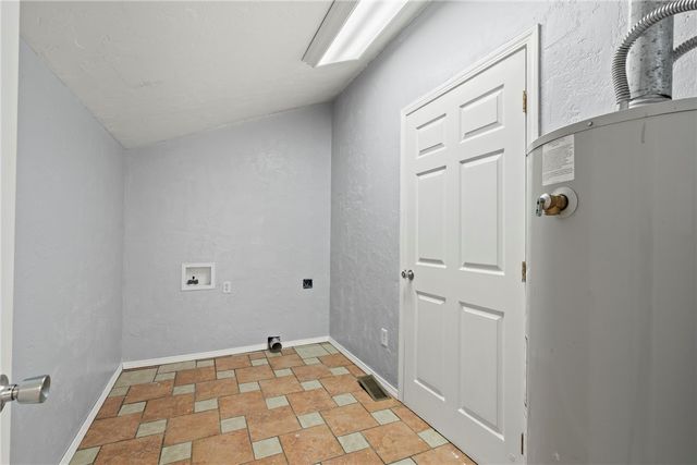 614 W Harvard Street, Siloam Springs, AR 72761