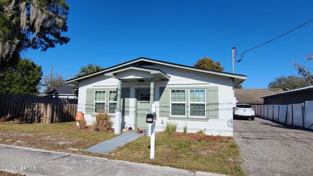 410 CENTER Street, Green Cove Springs, FL 32043