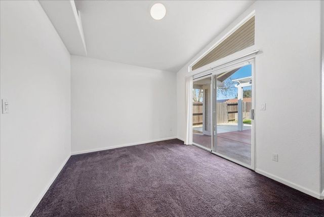 8605 Meandering Way, Antelope, CA 95843