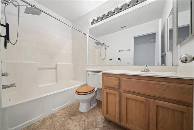 8605 Meandering Way, Antelope, CA 95843