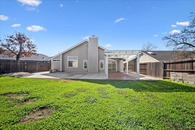 8605 Meandering Way, Antelope, CA 95843