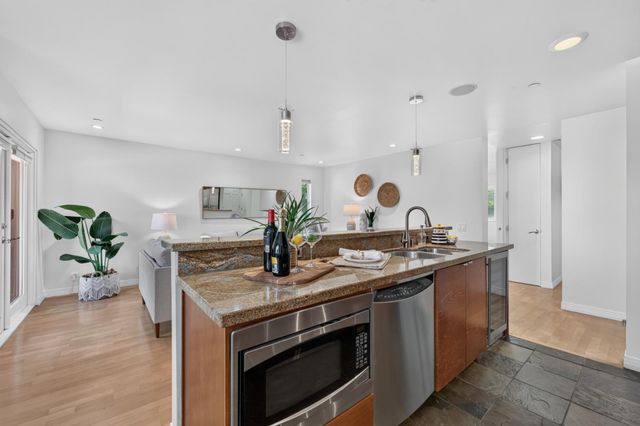 1845 Palm View Place 211, Santa Clara, CA 95050