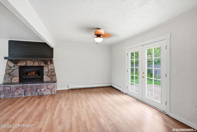 11100 Aurora Circle, Eagle River, AK 99577