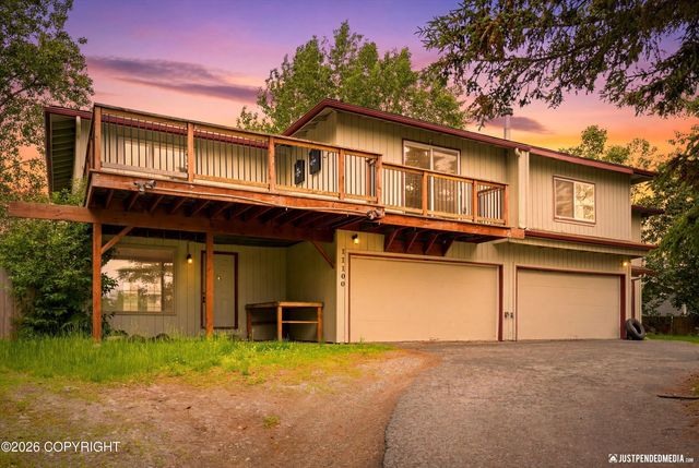 11100 Aurora Circle, Eagle River, AK 99577