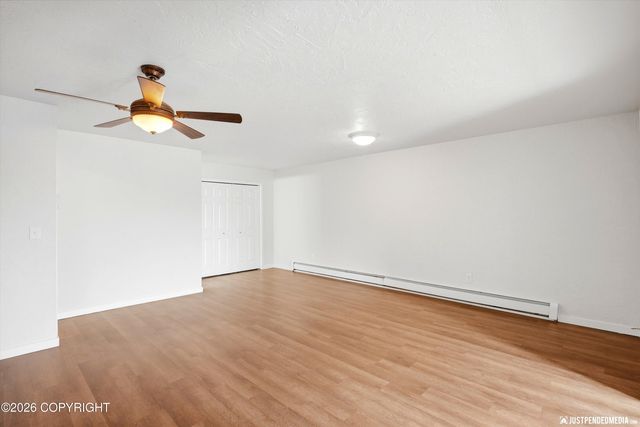 11100 Aurora Circle, Eagle River, AK 99577