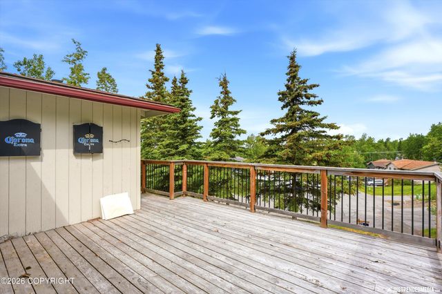 11100 Aurora Circle, Eagle River, AK 99577