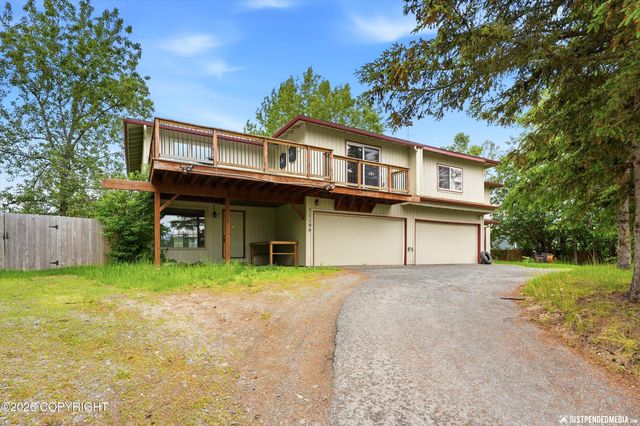 11100 Aurora Circle, Eagle River, AK 99577