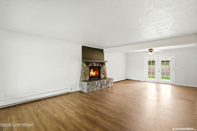 11100 Aurora Circle, Eagle River, AK 99577